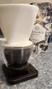 melitta pour over coffee maker brewed